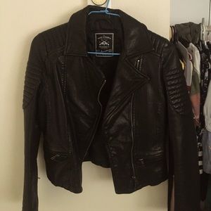 Tough Jeansmith Moto Leather Jacket Size: s